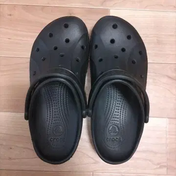 Crocs 블랙 클로그 샌들 26cm 새상품급