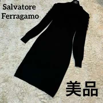 새상품급 살바토레 페라가모 모크넥 긴팔 롱 니트 원피스