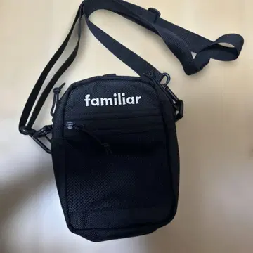 familiar 뉴에라 블랙 숄더백