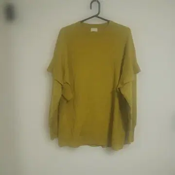 Spick and Span 머스타드 긴팔 니트