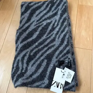 ZARA 제브라 패턴 머플러 그레이