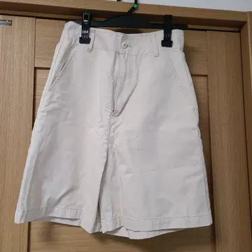 베이지 레이스업 숏팬츠 차오패닉