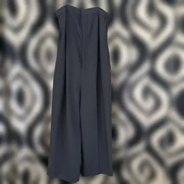 다크 그레이 스트랩 점프수트