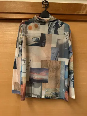 PHEENY 피니 PRINT DRAPE NECK 프린트 티셔츠