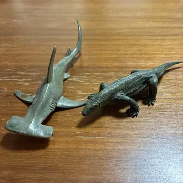 상어 피규어