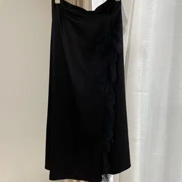 프릴 블랙 롱 스커트 랩 랩 스커트