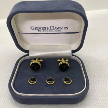 GIEVES & HAWKES 블랙 오닉스 커프스 단추 세트