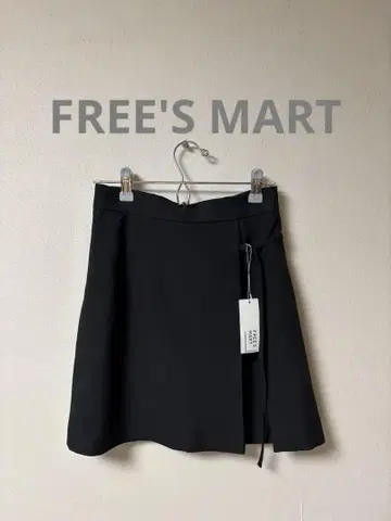 택 포함 새상품 FREE'S MART 미니 스커트 (이너 팬츠 포함)