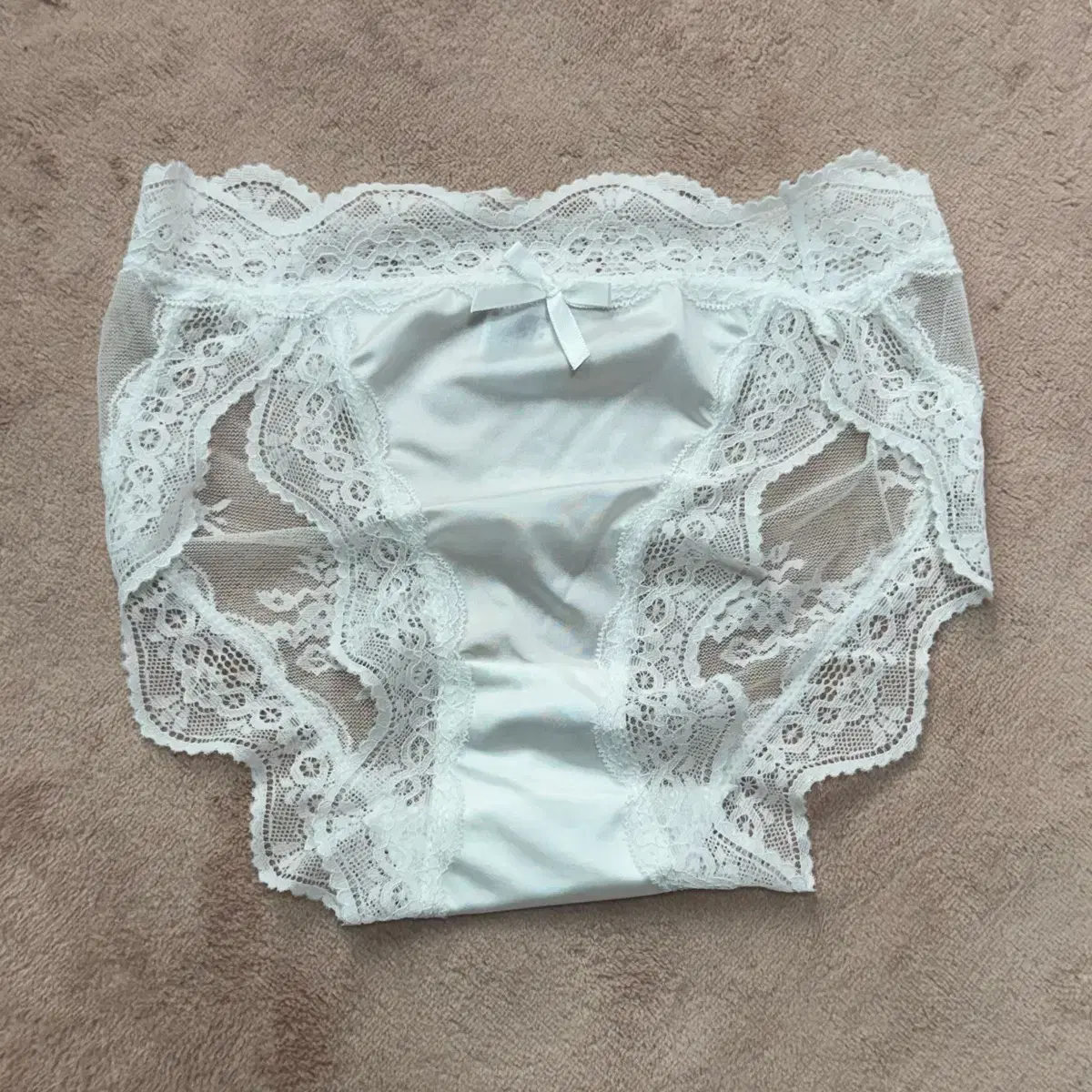 75a-b Strap Bra Set on Bunjang Global Site.