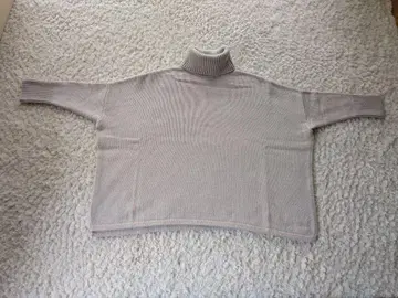 23구 베이지 터틀넥 니트 스웨터 오버 사이즈
