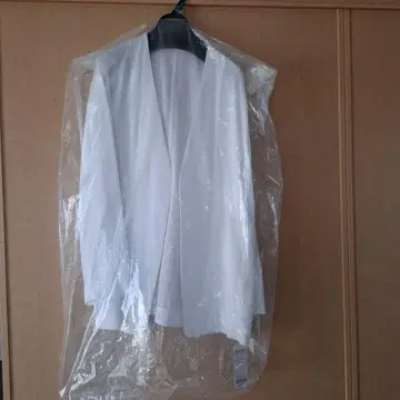 ICB 화이트 테일러드 자켓