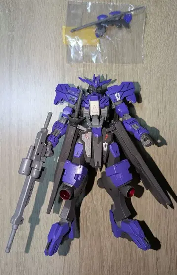 HG 건담 비다르 페인팅 제품