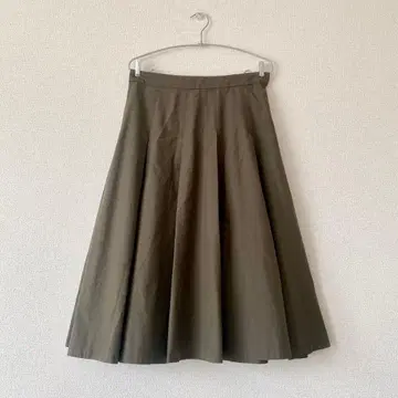 마가렛호웰 실크 코튼 플리츠 스커트 올리브색