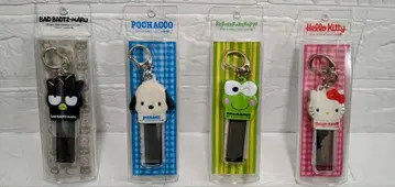 배드바츠마루 포차코 케로 헬로키티 키링 4개 세트