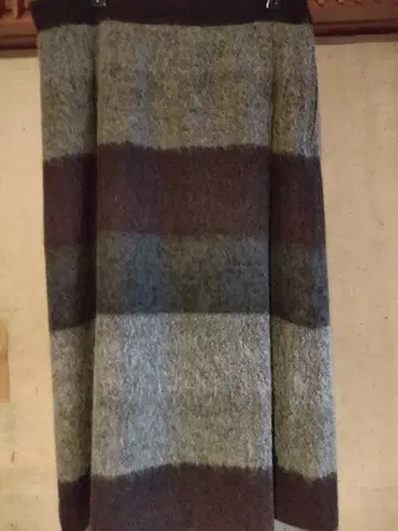 Sybilla 모헤어 혼방 울 샤기 스커트