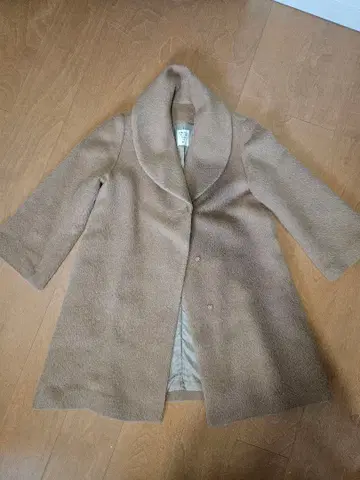베이지 체스터 코트