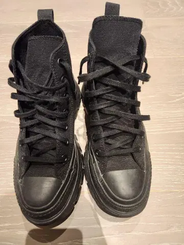Converse React 블랙 하이컷 스니커즈 24cm