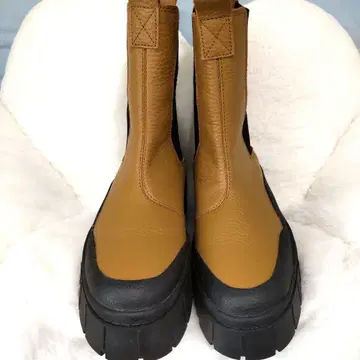 [새상품급] PUMA 천연 가죽 사이드 고어 부츠 통굽