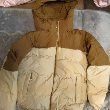 ZARA XL 다운 자켓 베이지/브라운