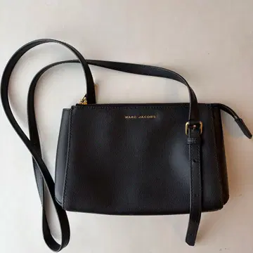 MARC JACOBS 블랙 숄더백