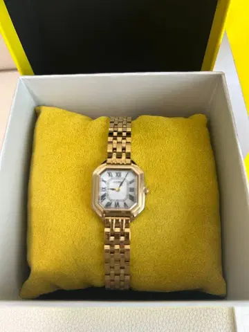 루클레어 LCREA 손목시계 솔라