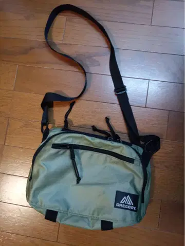 GREGORY 숄더백 올리브 그린