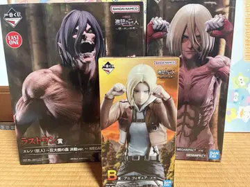 진격의 거인 제일복권 A상 여성형 거인 B상 애니 라스트원상