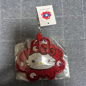 만박 미야쿠미야쿠 키티 반짝이 가죽 키링 산리오 회장 한정판