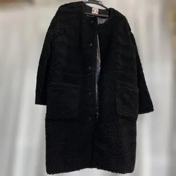 TITICACA 티티카카 보아 코트 아우터 블랙 오토미족 F 사이즈