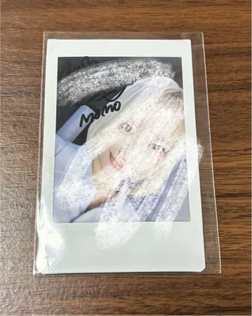 TWICE 모모 masterpiece 친필 사인 폴라로이드 럭키 드로우