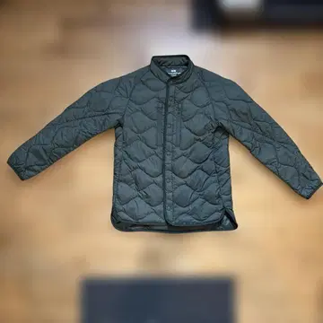 유니클로 White Mountaineering 하이브리드 다운 자켓