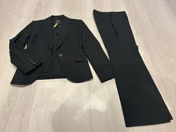 23구 스트라이프 비즈니스 정장 여성용 34 컨디션 최상