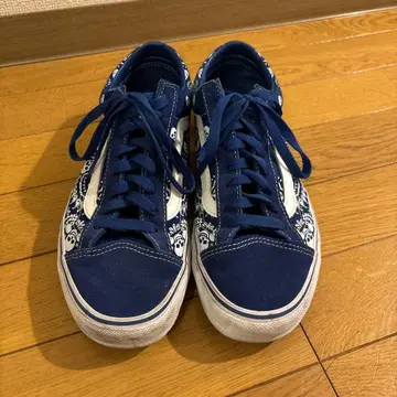 VANS 스컬 프린트 스니커즈 파랑