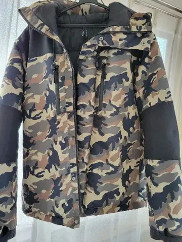 카모 패턴 후드 부착 다운 자켓 남성용 XL 하루하무