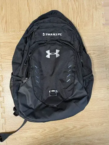언더아머 IWAKI FC 블랙 백팩 30L