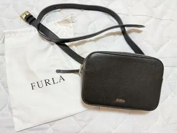 FURLA 블랙 가죽 미니백