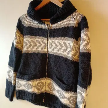 FREAK'S STORE 카우친