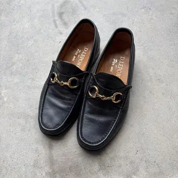 D. LEPORI 블랙 가죽 로퍼