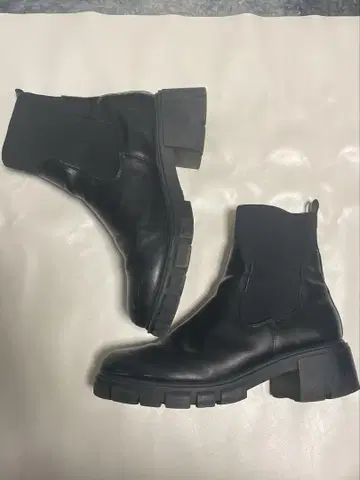 블랙 사이드 고어 부츠 통굽