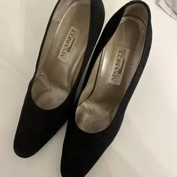 NINA RICCI 블랙 스웨이드 하이힐