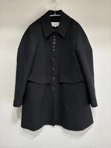 AKIRANAKA Hellevi coat size 2 울 코트 자켓