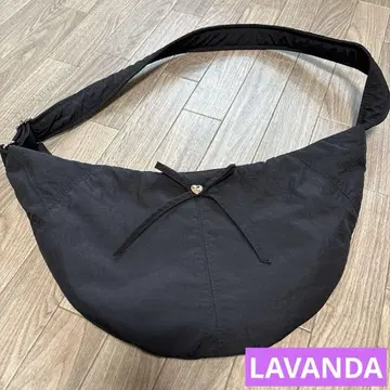 LAVANDA 우노 미사코 퍼프 숄더백