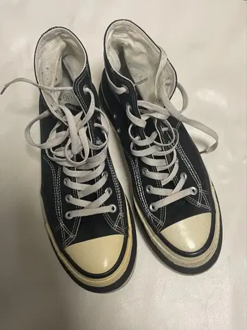 컨버스 블랙 하이컷 스니커즈
