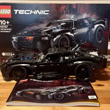 LEGO Technic The Batman Batmobile 42127