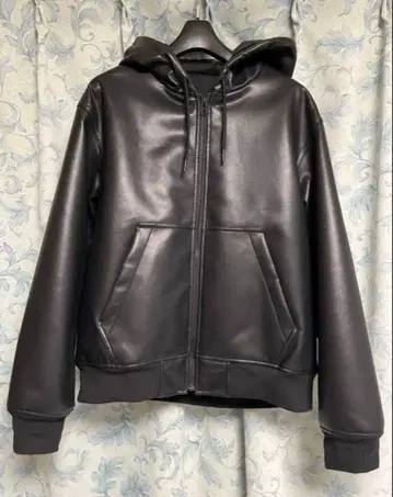 미사용 새상품 GU 인조 가죽 후드티 dude9 유니클로 백크러쉬 H&M
