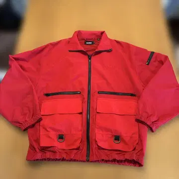 XLARGE 빨간색 점퍼 M