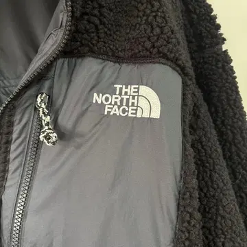 미사용 새상품 THE NORTH FACE 블랙 플리스 자켓