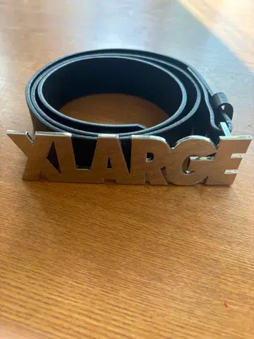 [ XLARGE ] 로고 버클 벨트 블랙 실버