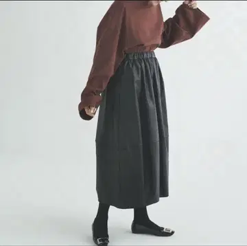 tomorrowland 플레어 롱 스커트 블랙 카네코 아야