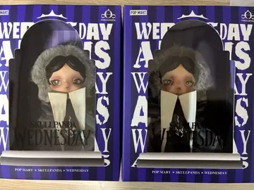 팝마트 스컬팬더 x 웬즈데이 콜라보 봉제 인형 2개
